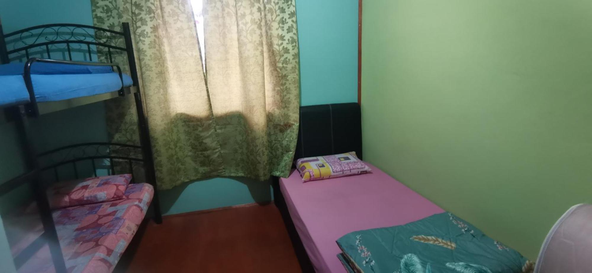 Strawberry Rest House Mesilou Kampong Kundassan الغرفة الصورة